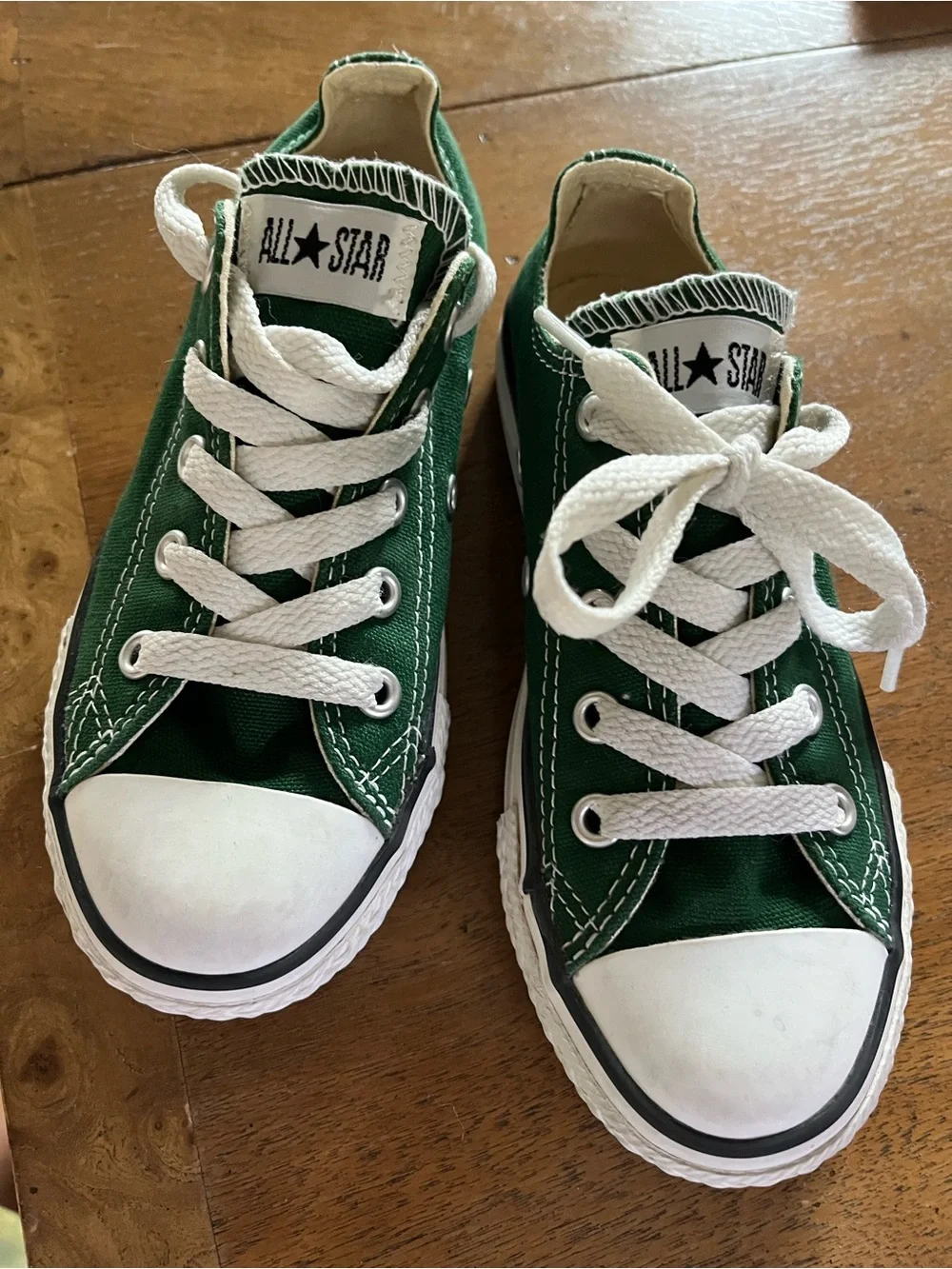 Converse Kids Low-Top Sneakers in Green with White Accents